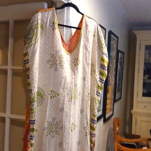 KANTHA BAE SPLIT MUU